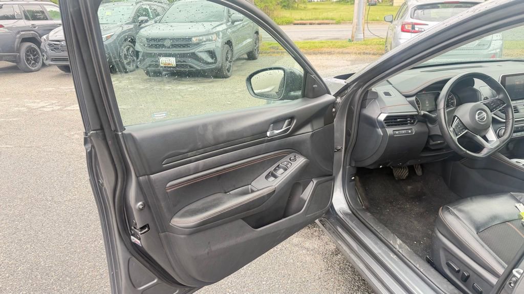 Used 2020 Nissan Altima 2.5 SR w/ Premium Package AWD/4WD image 8