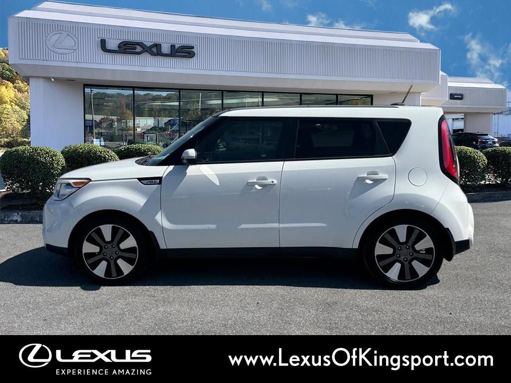 Used 2015 Kia Soul ! w/ Sun & Sound Package image 2