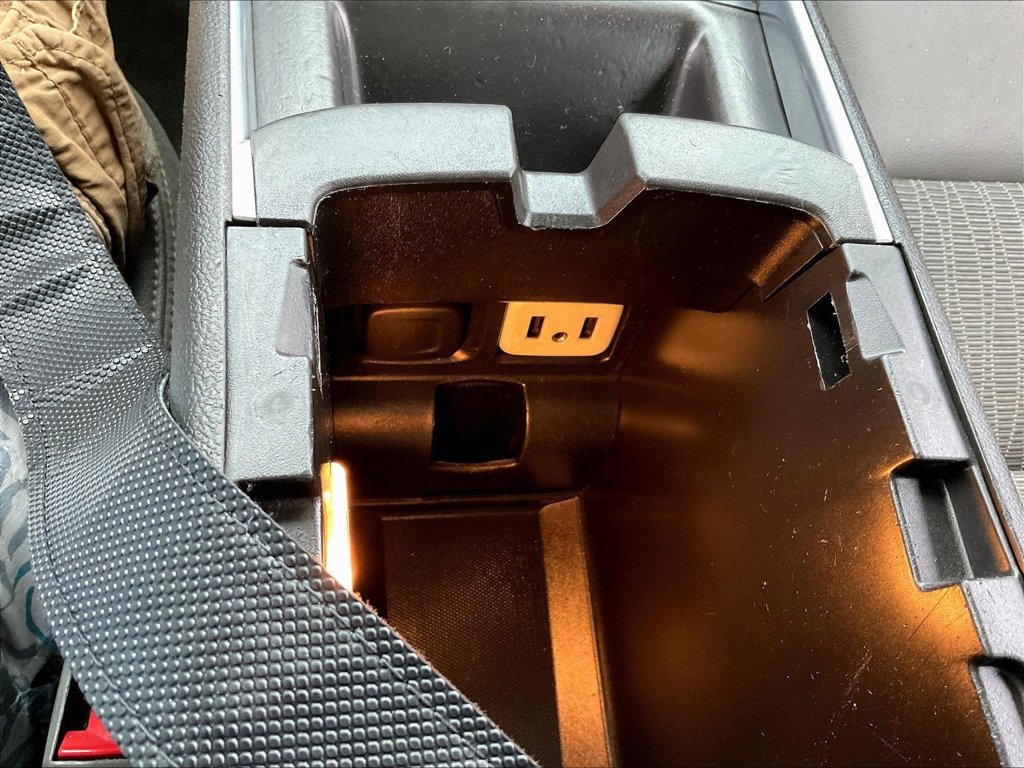 Used 2018 Chevrolet Impala LT FWD image 15