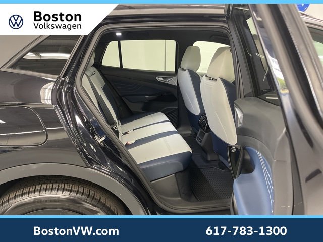 New 2025 Volkswagen ID.4 Pro S w/ ID.4 Black Package image 27