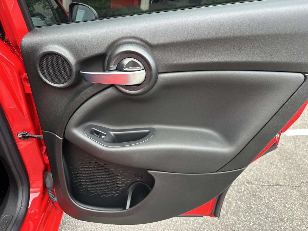 Used 2022 FIAT 500X Pop w/ Sport Appearance Package AWD/4WD image 9