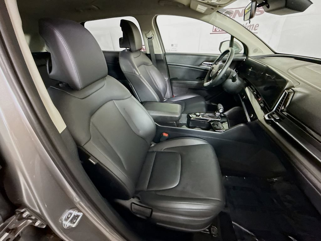Certified 2024 Kia Sportage EX AWD/4WD image 31