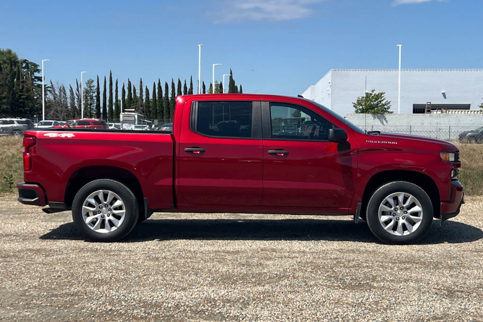 Used 2021 Chevrolet Silverado 1500 Custom AWD/4WD image 9