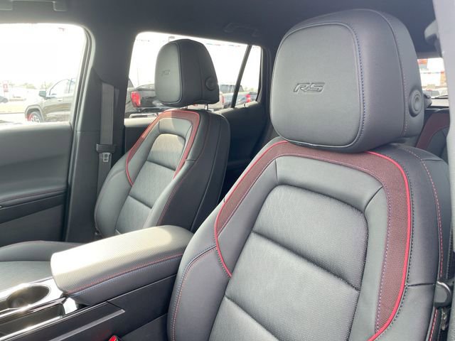 Used 2025 Chevrolet Equinox RS w/ Safety and Technology Package image 10