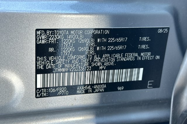 Certified 2025 Toyota RAV4 LE AWD/4WD image 32