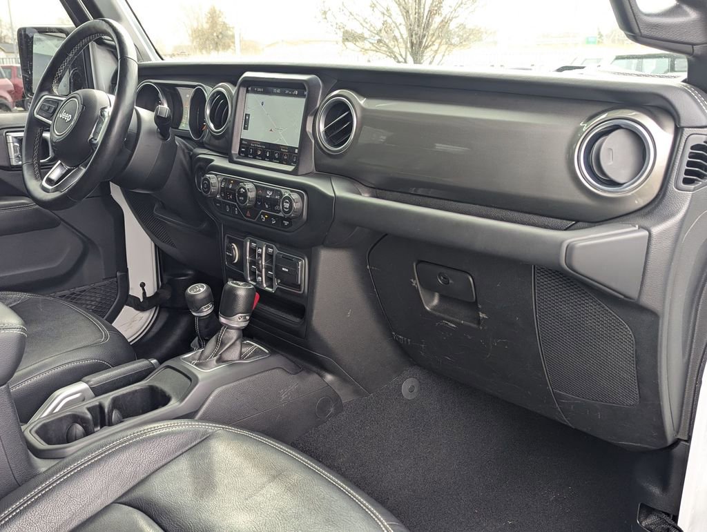 Used 2018 Jeep Wrangler Unlimited Sahara image 27