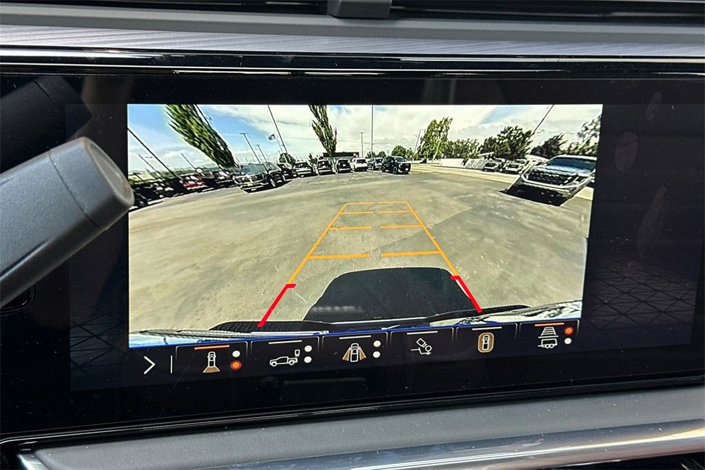 New 2025 GMC Sierra 3500 Denali Ultimate image 16