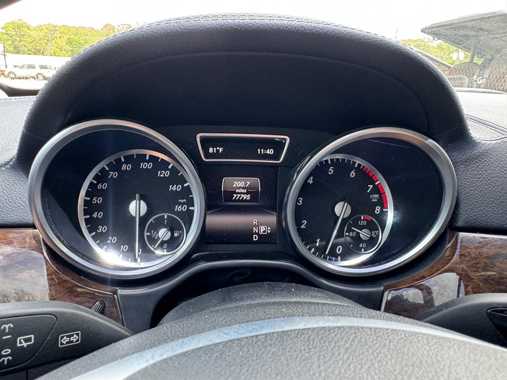 Used 2014 Mercedes-Benz GL 450 4MATIC image 7