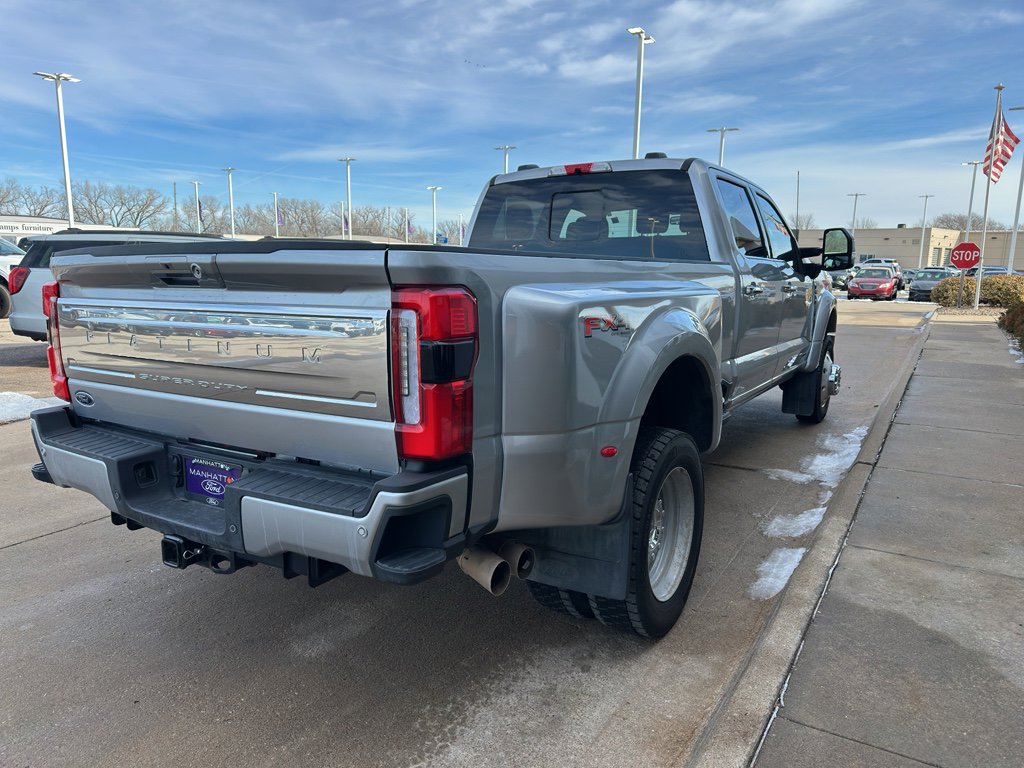 Used 2024 Ford F450 Platinum w/ FX4 Off-Road Package image 5
