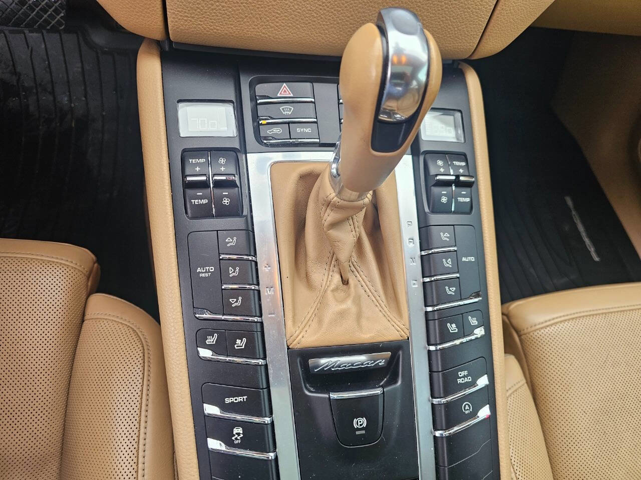 Used 2015 Porsche Macan S image 20