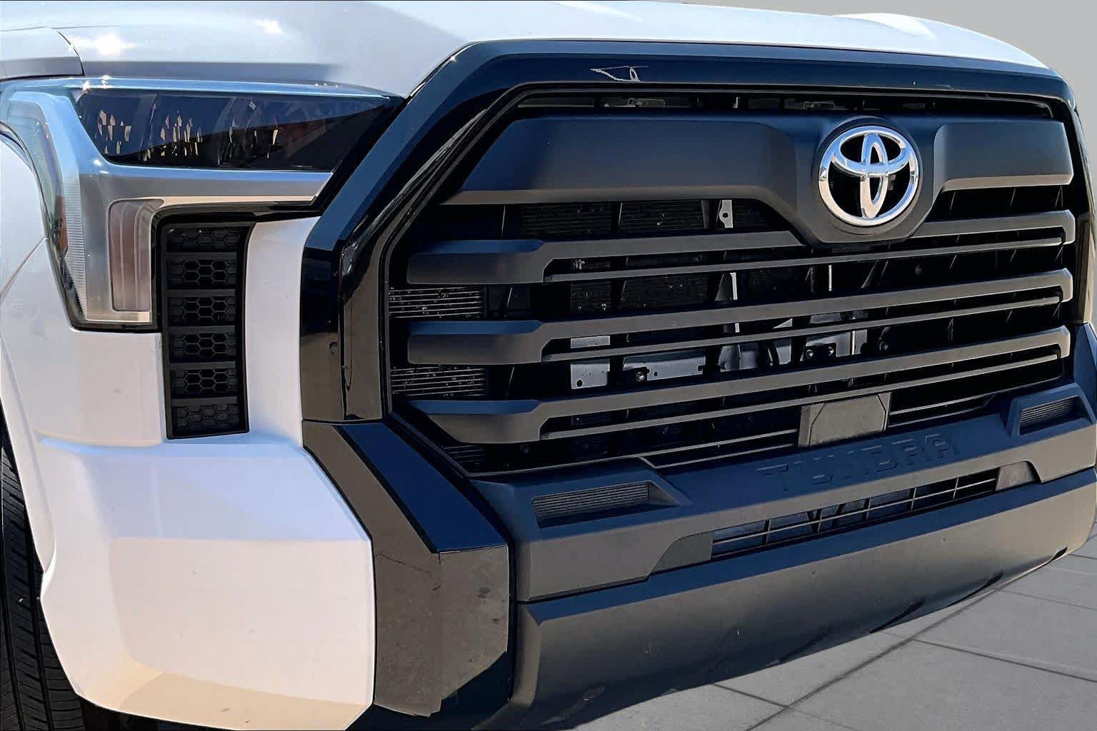 Used 2026 Toyota Tundra SR AWD/4WD image 28