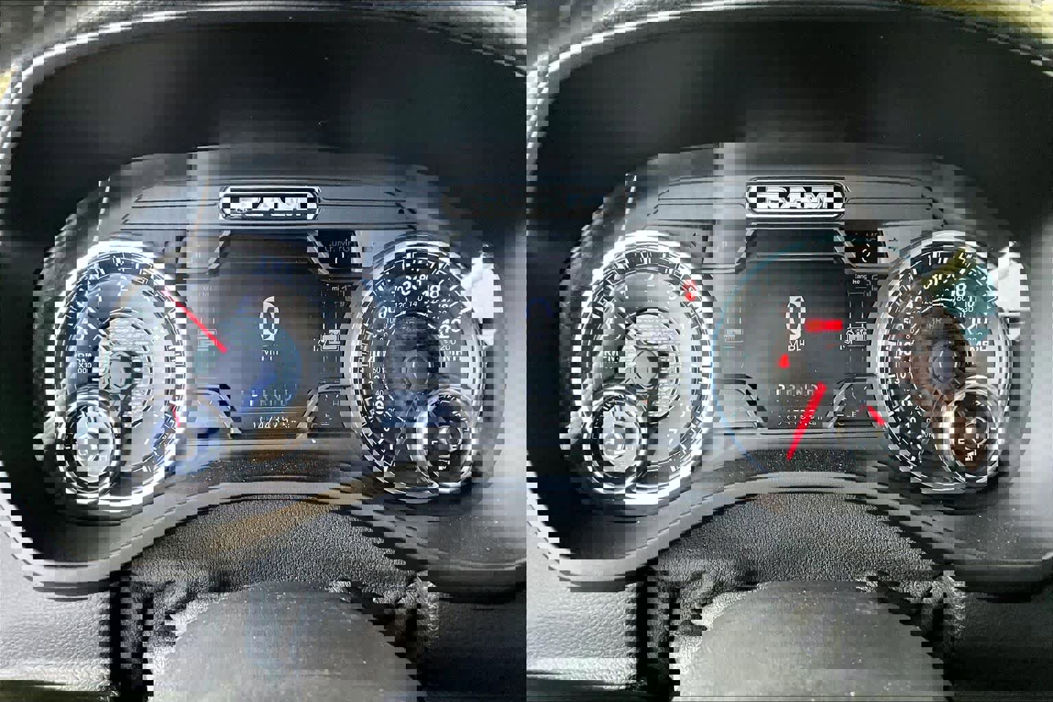 Used 2019 RAM 1500 Laramie AWD/4WD image 26