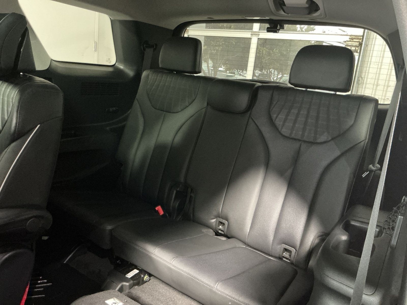Used 2024 Hyundai Palisade Limited AWD/4WD image 26