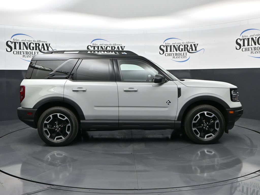 Used 2023 Ford Bronco Sport Outer Banks w/ Tech Package AWD/4WD image 8