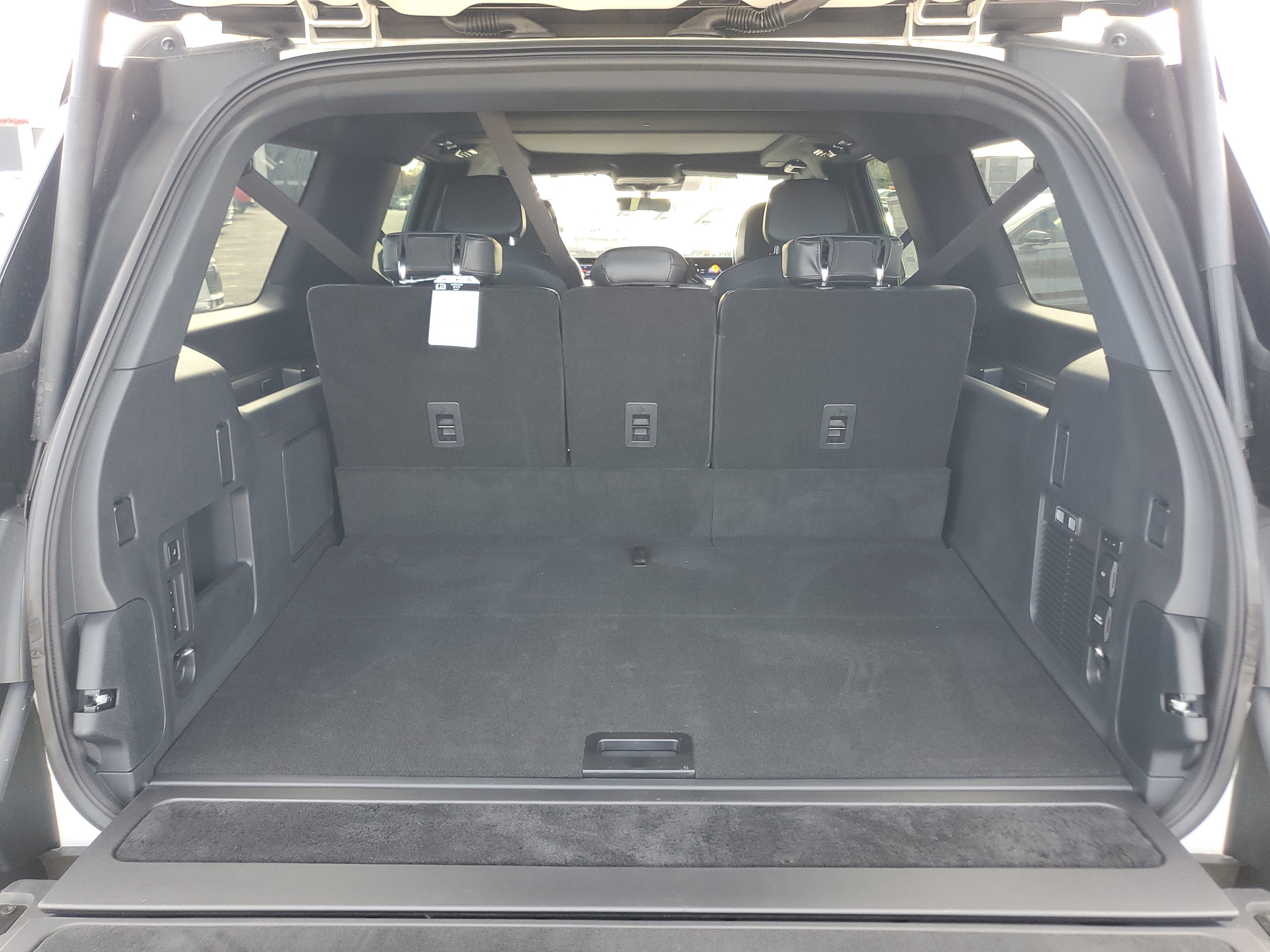 New 2025 Lincoln Navigator L Reserve w/ Jet Appearance Package image 33