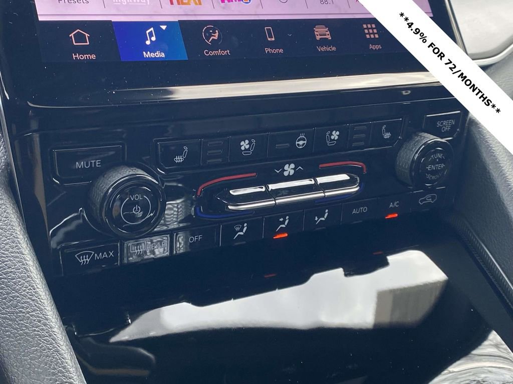 New 2025 Jeep Grand Cherokee L Limited w/ Luxury Tech Group II image 44