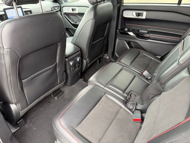 Used 2022 Ford Explorer ST-Line w/ Class IV Trailer Tow Package RWD image 21