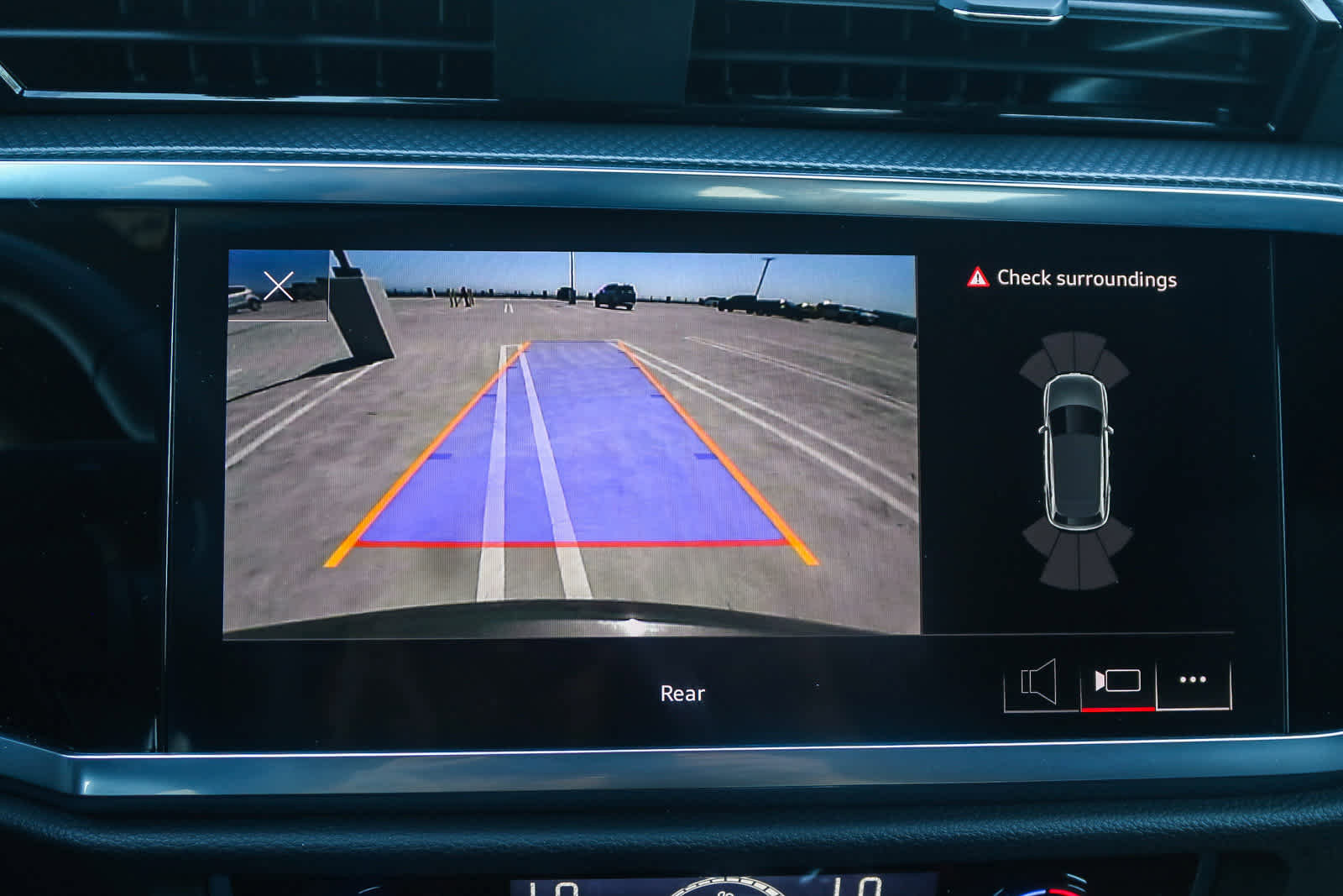 Used 2025 Audi Q3 2.0T Premium w/ Convenience Package image 40