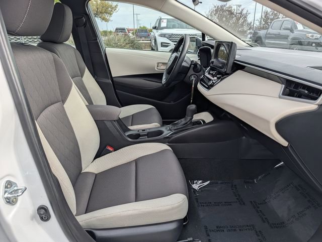 Used 2025 Toyota Corolla LE image 31