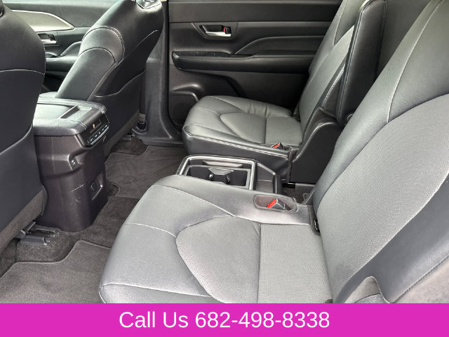 Used 2025 Toyota Grand Highlander AWD image 19