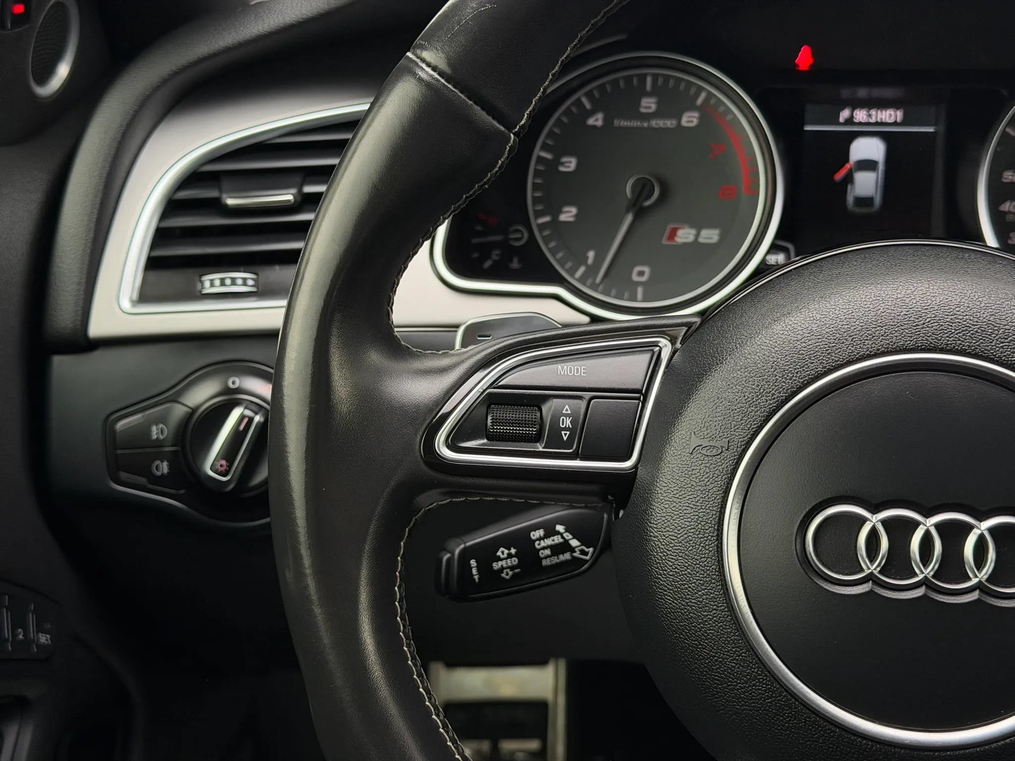 Used 2013 Audi S5 Prestige w/ Prestige Pkg AWD/4WD image 24