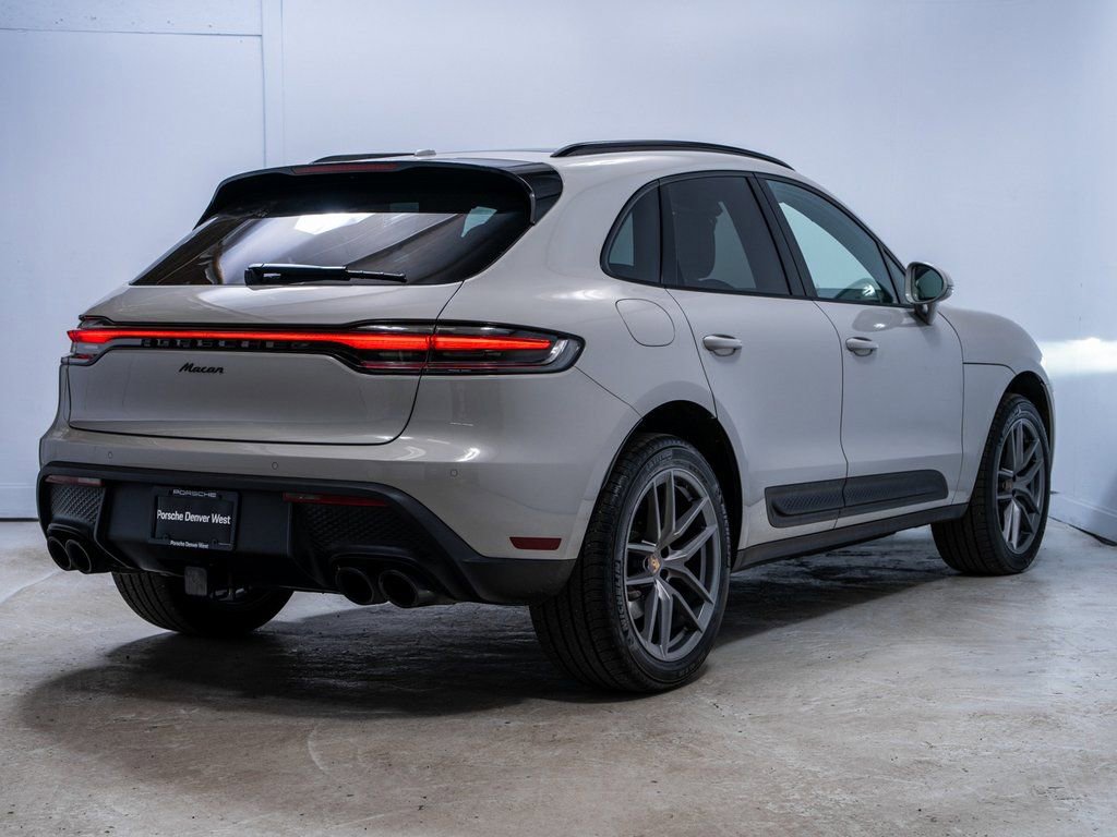 Used 2025 Porsche Macan image 7