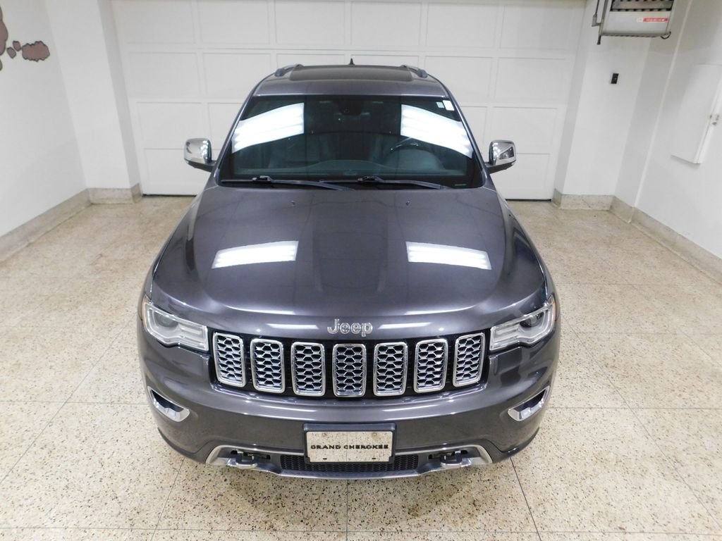 Used 2017 Jeep Grand Cherokee Overland AWD/4WD image 12
