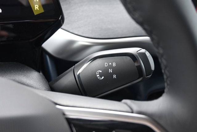 New 2025 Volkswagen ID. Buzz Pro S image 16