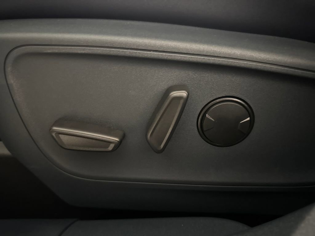 New 2026 Ford Maverick Lariat AWD/4WD image 28