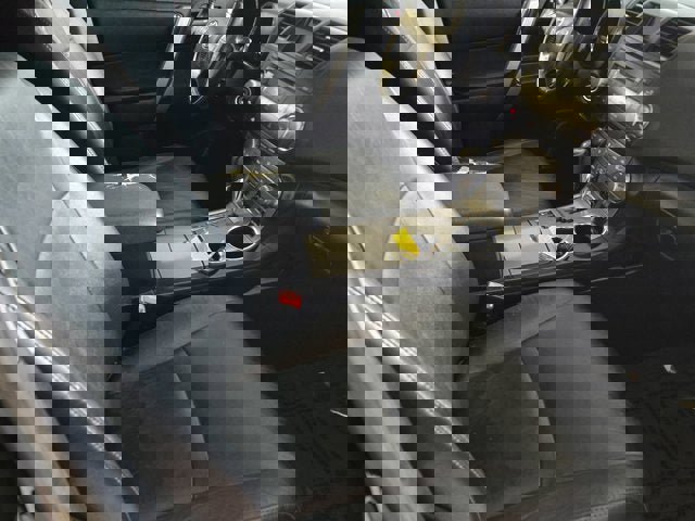 Used 2010 Toyota Highlander SE image 4