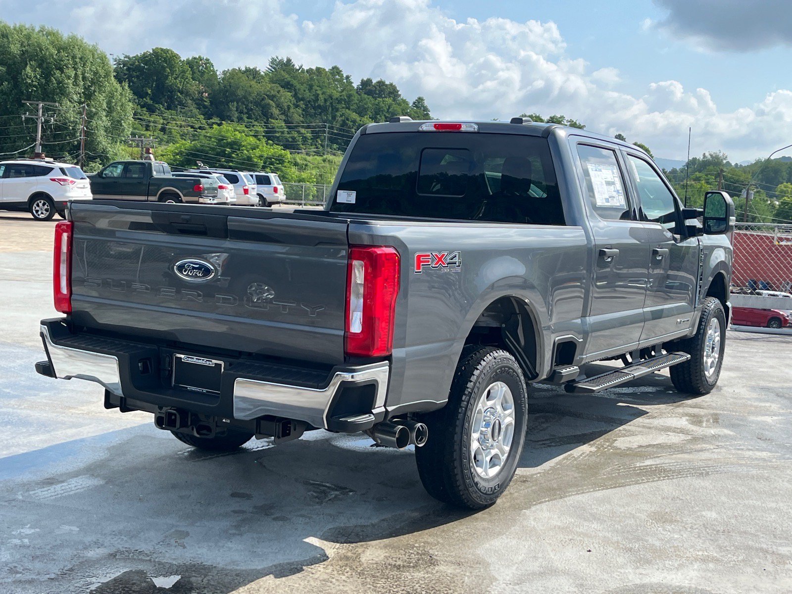 New 2026 Ford F250 XLT w/ FX4 Off-Road Package AWD/4WD image 3