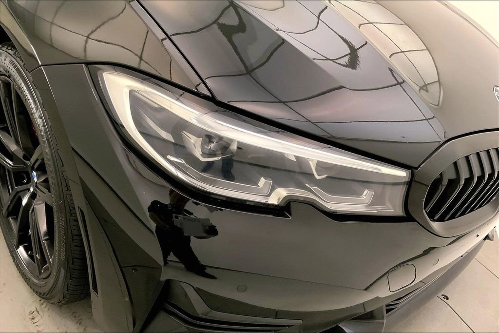 Used 2022 BMW 330i xDrive Sedan w/ Premium Package AWD/4WD image 27