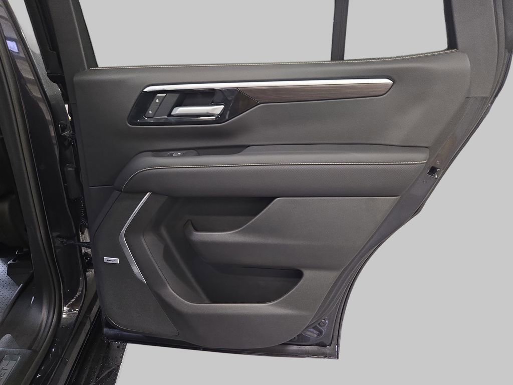 New 2026 Chevrolet Tahoe Premier image 13