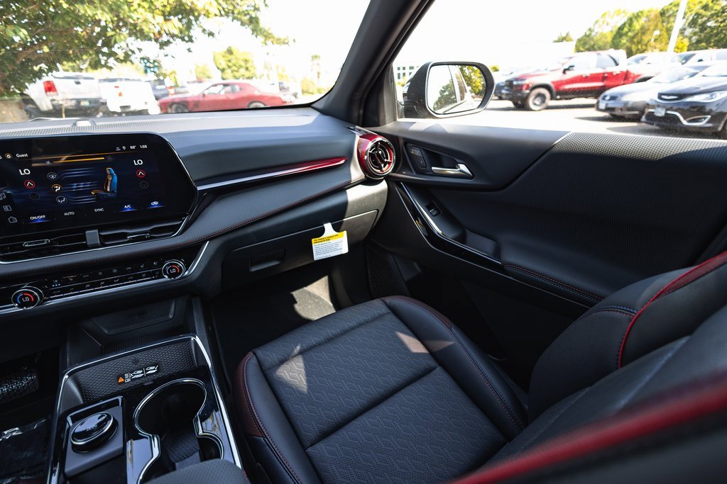 New 2026 Chevrolet Equinox RS w/ Convenience Package III image 16