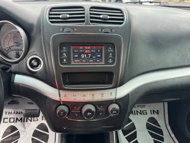 Used 2017 Dodge Journey SXT image 3