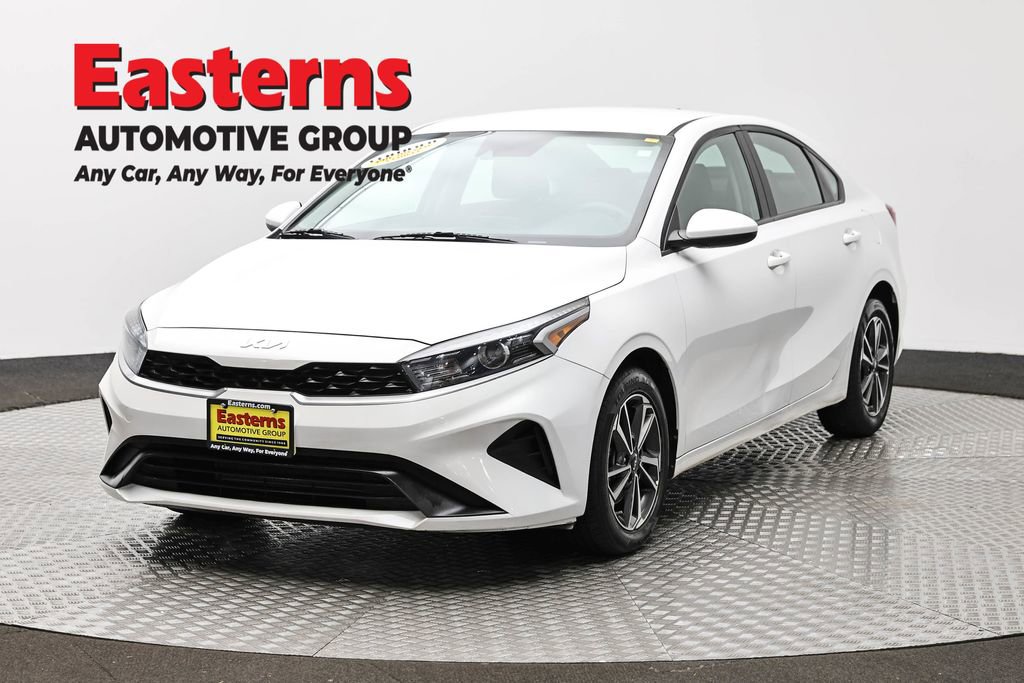 Used 2024 Kia Forte LXS FWD image 1