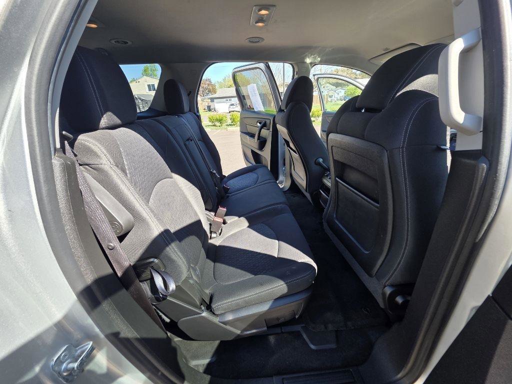 Used 2016 GMC Acadia SLE AWD/4WD image 16