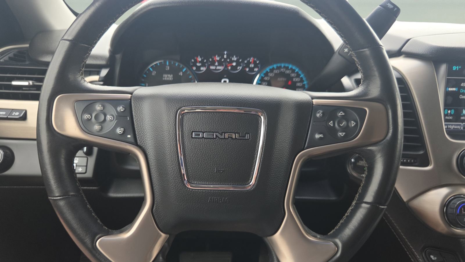 Used 2019 GMC Yukon Denali w/ Denali Ultimate Package image 11