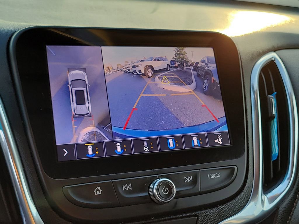 Used 2020 Chevrolet Equinox Premier image 22