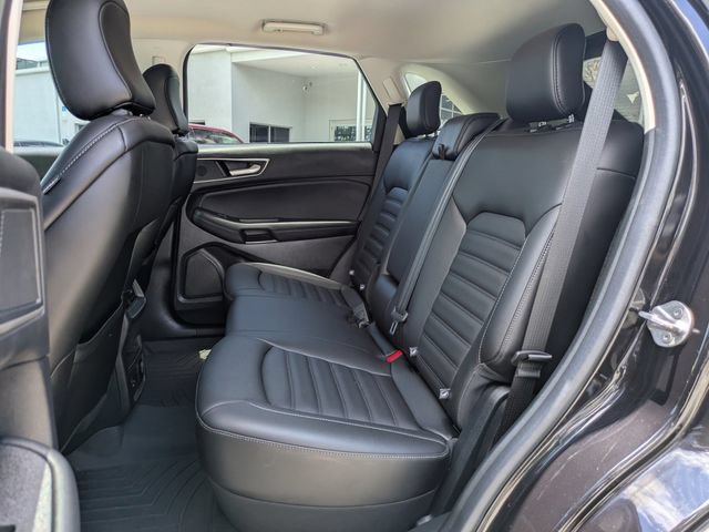 Used 2021 Ford Edge SEL w/ Convenience Package FWD image 16
