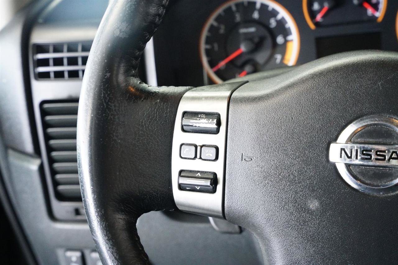 Used 2012 Nissan Titan S image 18