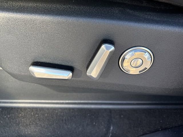 Used 2025 Lincoln Navigator Black Label image 19