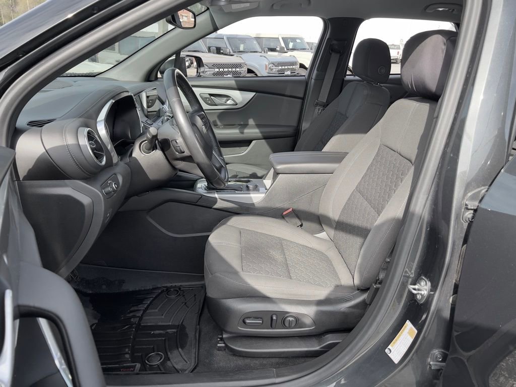 Used 2020 Chevrolet Blazer LT image 17