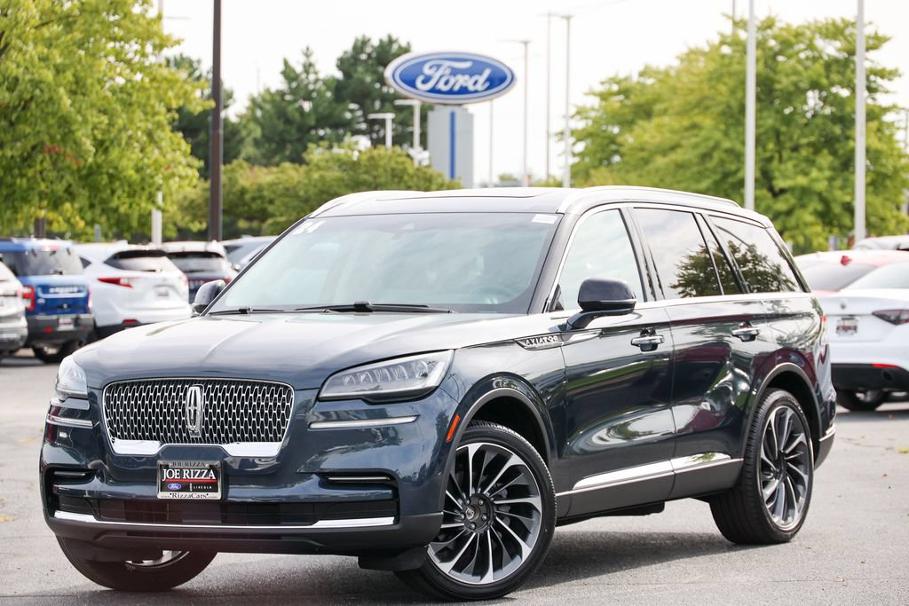 Certified 2024 Lincoln Aviator Reserve w/ Equipment Group 201A AWD/4WD image 2