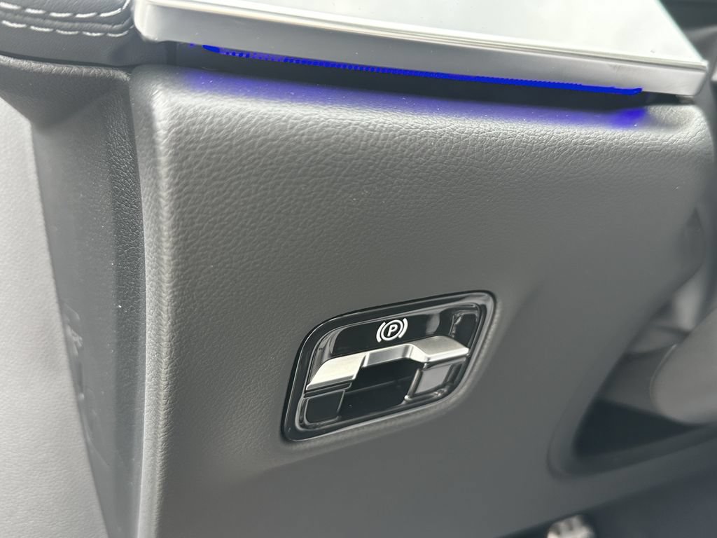 New 2026 Mercedes-Benz E 53 AMG e 4MATIC Wagon image 35