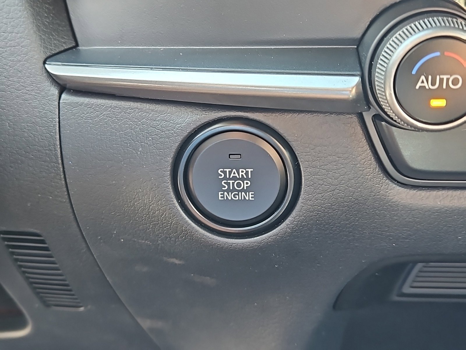 New 2026 MAZDA CX-30 AWD 2.5 S w/ Select Sport Pkg image 9