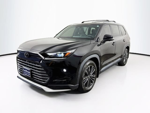 Used 2024 Toyota Grand Highlander AWD Hybrid image 3