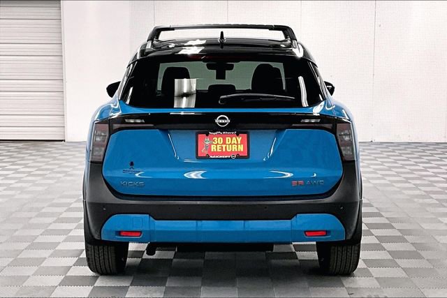 New 2025 Nissan Kicks SR w/ Illumination Package image 5