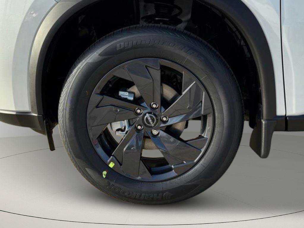 New 2026 Nissan Rogue SV AWD/4WD image 10