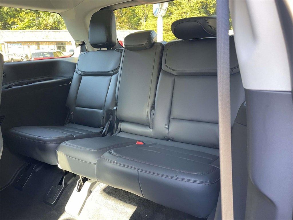 New 2025 Ford Expedition Active image 14